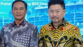 Direktur Utama PT. Pratiwi Putri Sulung, Agus Salim dan Direktur Utama PT. Timas Suplindo, Sulianto Entong (Linkedin PT Timas Suplindo).