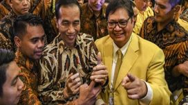 Jokowi Bersama Airlangga Hartarto (Doc. ANTARA Foto)