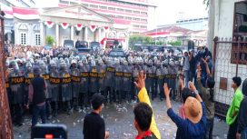 Massa Aksi Demonstrasi Protes Darurat di Semarang (Doc. Amnesty)