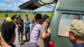 Proses Evakuasi Jenazah Pilot Glen Malcolm Conning (Doc. Polri)