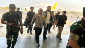 Satgas Damai Cartenz Bersama Philip Mark Mehrtens (Doc. Polri)