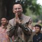 Aktris Raffi Ahmad tiba di Jalan Kartanegara, Jakarta, Selasa (15/10/2024). (CNBC Indonesia/Faisal Rahman)