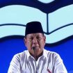 Presiden Indonesia Prabowo Subianto ketika berpidato di acara puncah Hari Guru Nasional, (28/11).