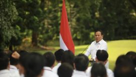 Presiden Prabowo Memberikan Pembekalan Menteri Kabinet di Akmil Magelang (Doc. ANTARA Foto)