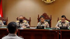 Wakapolri Komjen (Pol) Ahmad ketika memimpin sidang etik Ferdy Sambo dalam kasus meinggalnya Brigadir Jhosua.