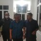 Tersangka SH usai ditangkap Satgas SIRI Kejagung terkait korupsi ruko Perumnas Pontianak. (Indonesiawatch.id/Dok. Kejagung)