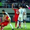Laga Indonesia vs Filipina di Stadion Manahan, Solo. Indonesia kembali terpaksa bermain 10 pemain karena Ferrari dikartu merah. (Indonesiawatch.id/Ist)