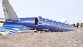 Pesawat nahas Azerbaijan Airlines J2-8243 jatuh di Kazakhstan. (Indonesiawatch.id/BBC Dok. Azamat Sarsenbayev)
