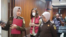 GM Operasional PT TIN, Rosalina. JPU menerima vonis majelis hakim terhadap terdakwa perkara korupsi timah ini. (Indonesiawatch.id/Dok. Kejagung)