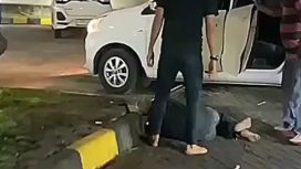 Bos rental mobil terkapar setelah ditembak orang yang melarikan mobilnya di Rest Area KM45 Tol Tangerang-Merak. (Indonesiawatch.id/Ist)
