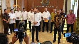 Jaksa Agung ST Burhanuddin mengatakan, Kejagung akan melakukan langkah hukum terhadap 2 ribu lebih perusahaan yang diduga terlibat kasus timah. (Indonesiawatch.id/Dok. Kejagung)