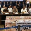 Sejumlah Rp103 milar uang yang berhasil disita Polri terkait pencucian uang hasil dari judol. (Indonesiawatch.id/Ist)