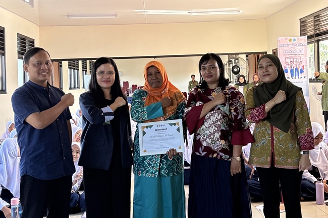 Tim Pengabdian Prodi Gizi Fikes UPN Jakarta